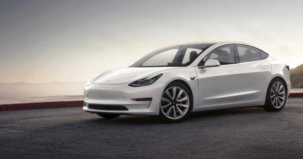 El Tesla Model 3 recorre Estados Unidos (y Europa)