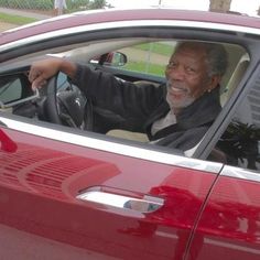 Morgan Freeman Tesla