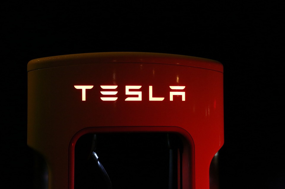 La evolución de Tesla en España