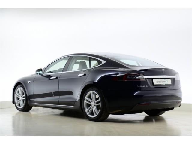 Tesla Model S por 39000€