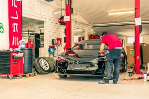 Service Center Tesla