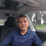 Jose Madrigal en su Model 3