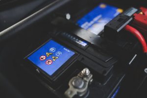 Batería de un coche de combustión
