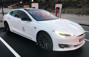 Taxi Tesla Model S en Sabadell Taxi Tesla Model S en Sabadell