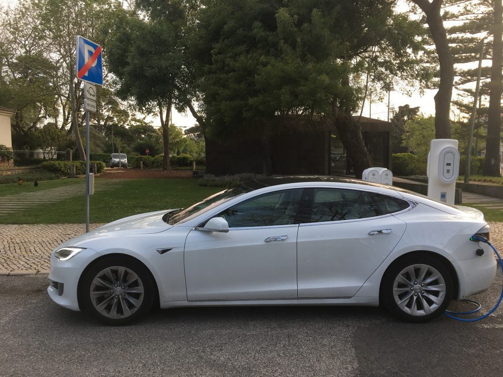 Viaje a Portugal en Tesla Model S 75