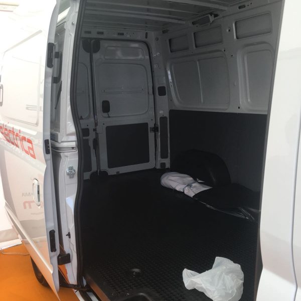 Interior-Maxus