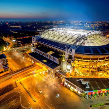baterías usadas en coches eléctricos, Estadio Johan Cruyff Arena