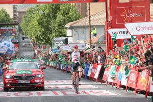 Vehículos en la Vuelta Ciclista España