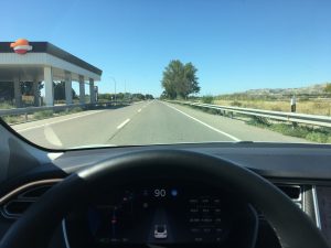 Viaje La Seu- Zaragoza por N-II. Gasolinera abandonada.