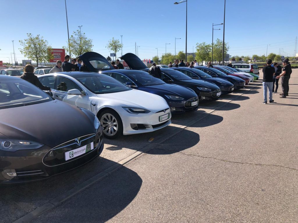 En la salida junto al Supercharger de Getafe