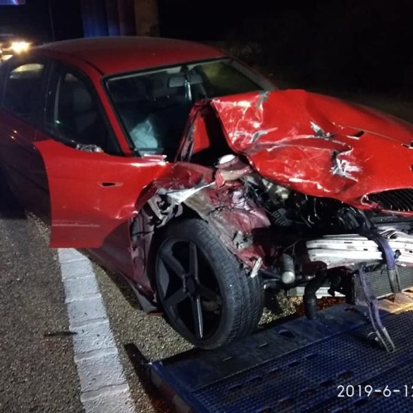 BMW Rojo Causante Siniestro Nissan Leaf I Valladolid